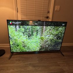 Sony Bravia 55" 4K 3D TV + Camera + 3D Glasses