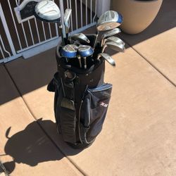 Ram Golf Set.   3 & 5 Woods, and 4 & 5 Hybrids, 6-SW Irons & Bag & Putter. 