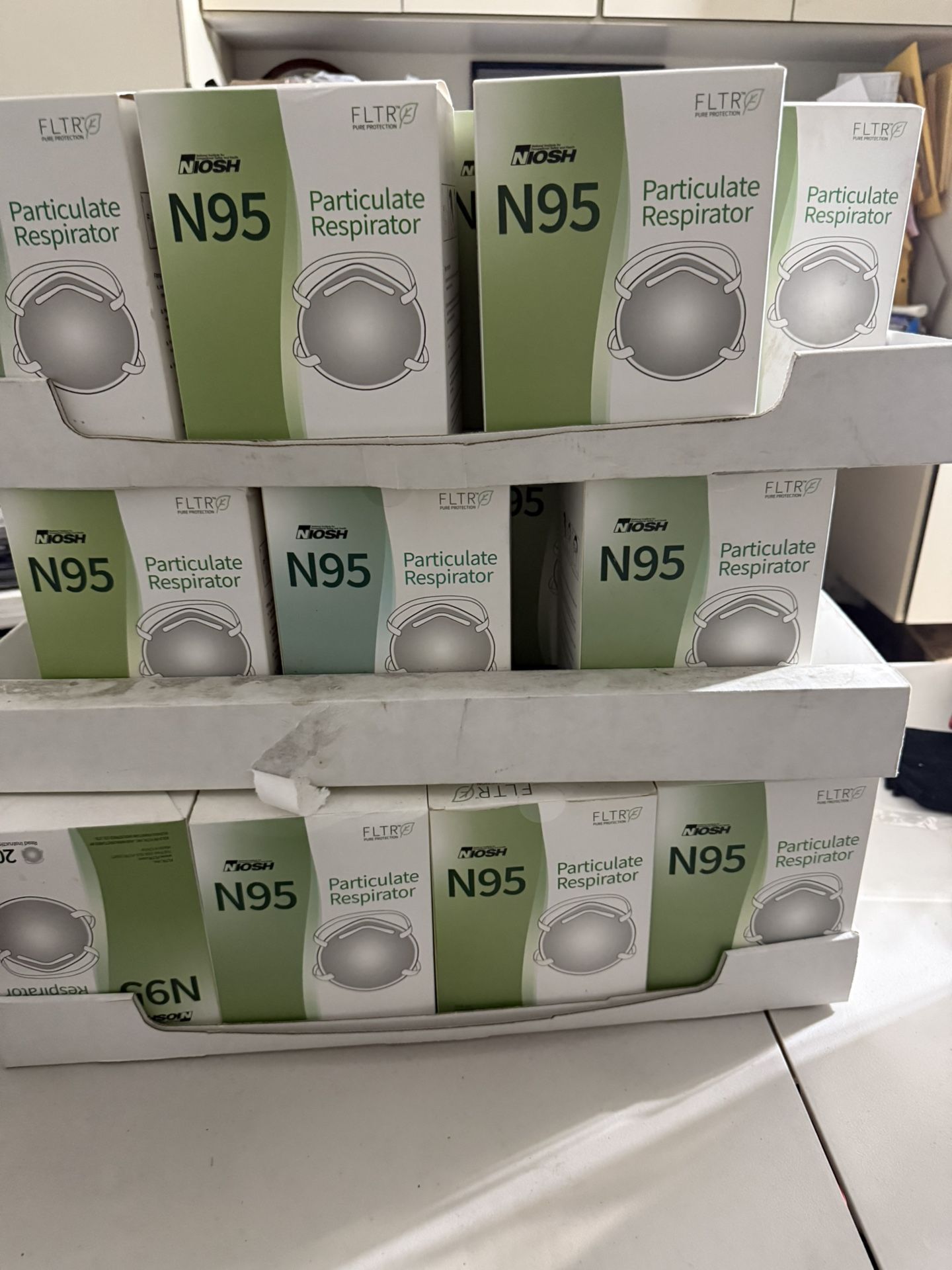 $3 NEW FACE MASK FLTR N95 Particulate Respirator Mask 20 Count $3 EACH BOX