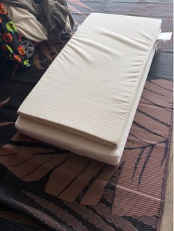 Crib Mattress and Topper