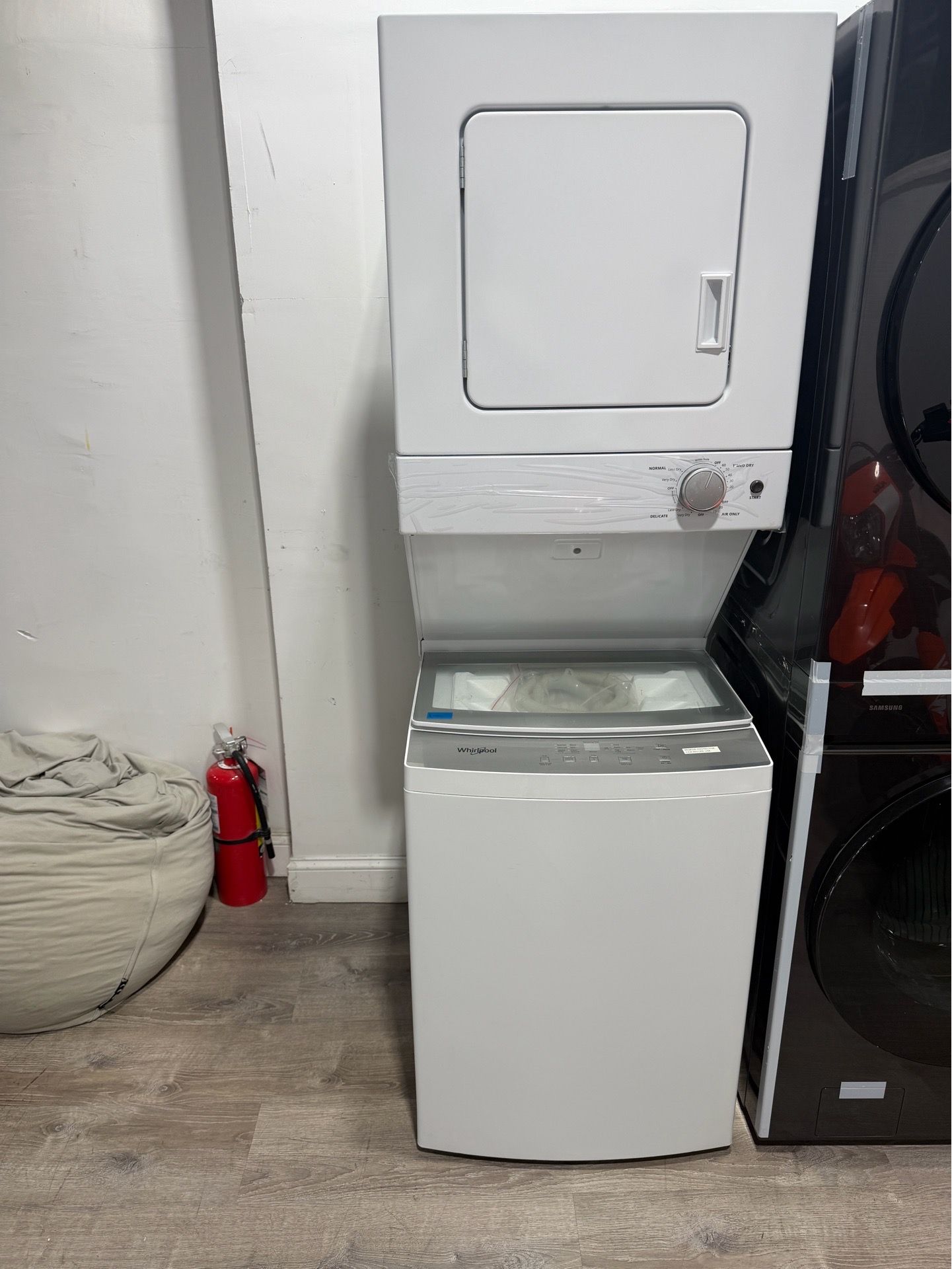 Whirpool washer & dryer