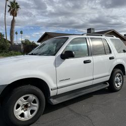 2004 Ford Explorer