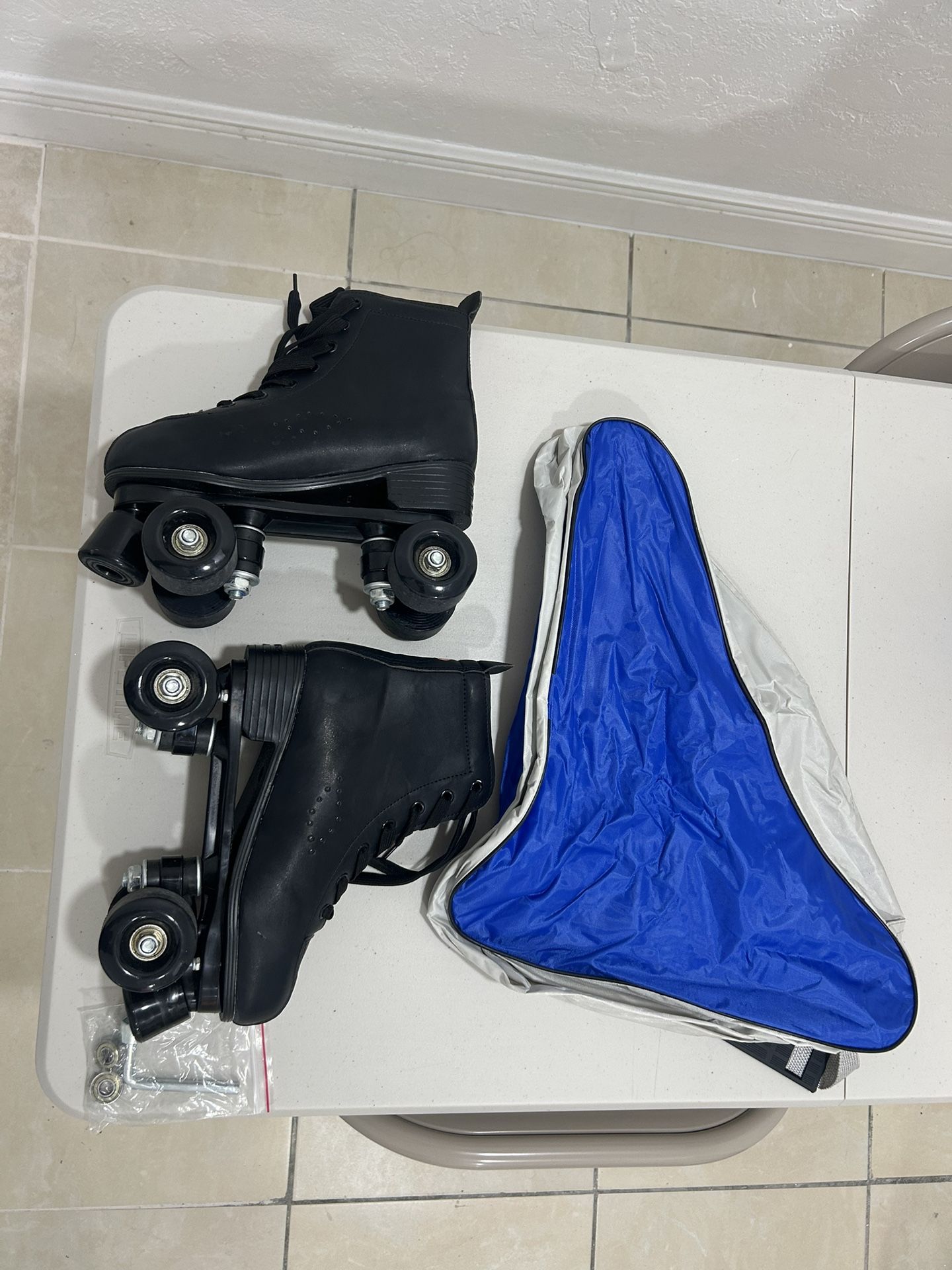 Roller Skates Size 38 – Like New, Used Only Once + Bag