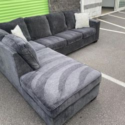 FREE DELIVERY AND INSTALLATION - Ashely Gray Sleep-Sectional Like new Condition (Look my Profile)
