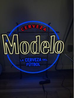 Modelo neon sign