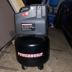 Powerbuilt 10 Gallon Vertical Electric Air Compressor 