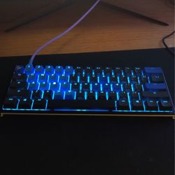 Ducky One 2 Mini With Key caps