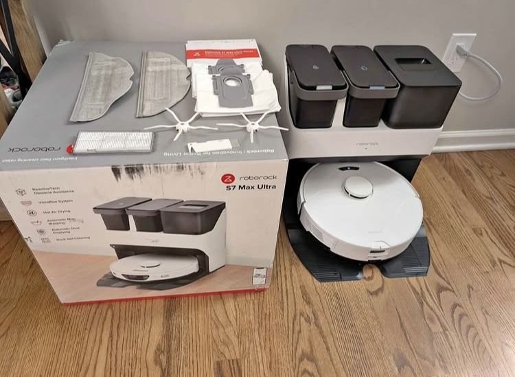 Roborock S7 Max Ultra robot Va cuum and Mop