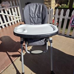 Baby Trend highchair 