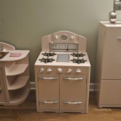 Pottery Barn Kids Retro Pink Kitchen - Free Delivery 