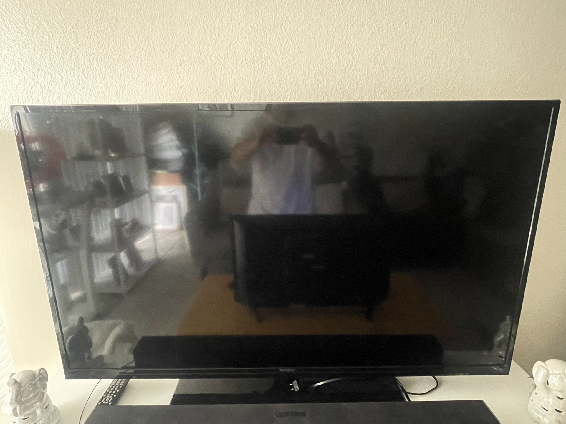 55 inch Westinghouse Flat Screen Tv 