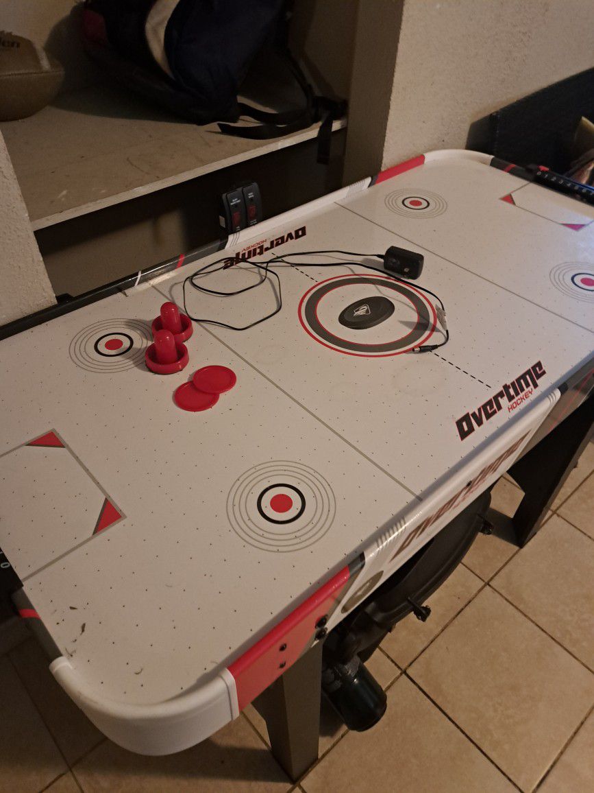 Electronic Air Hockey Table