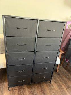 Dresser