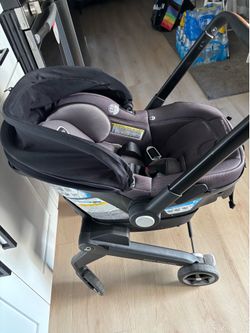 Car seat/ stroller