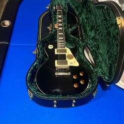 Epiphone Les Paul – Black – Like New 