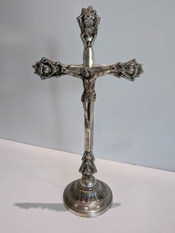 Vintage 13 Inch Silver Tone Metal Crucifix Cross INRI Religious Decor