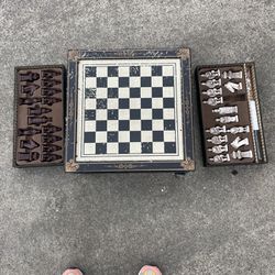 Chess Board With Pieces 