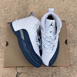French blue Jordan 12s Size 9