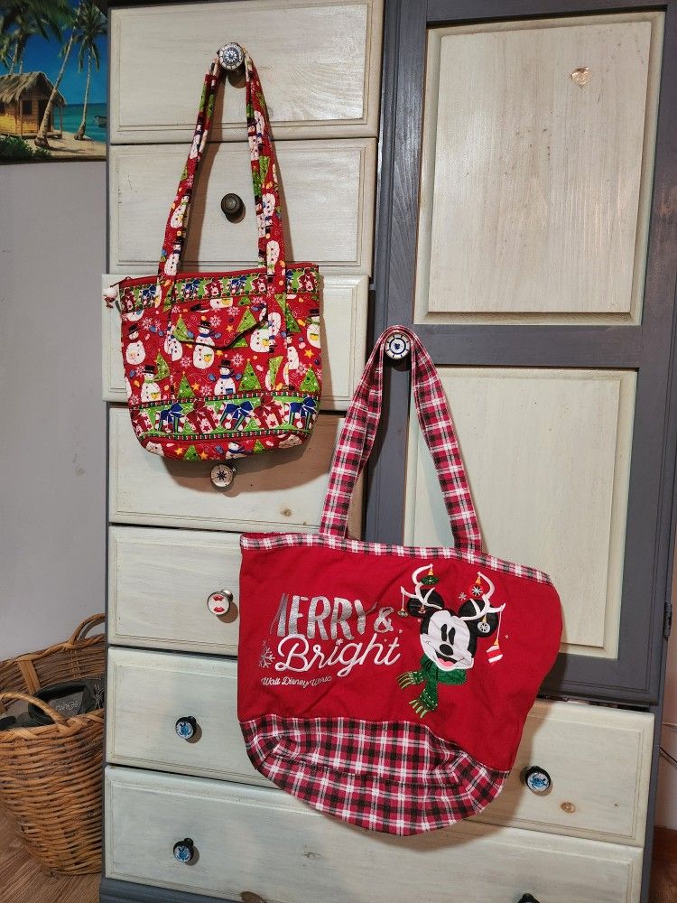 Christmas Hand Bags 10 Each