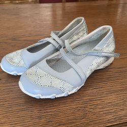 Skechers Flat Shoes