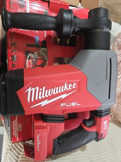 Milwaukee
M18 FUEL 18V Lithium-Ion Brushless Cordless SDS-Plus 1-1/8 in. Rotary Hammer Drill