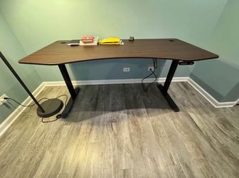 ApexDesk, electric height adjustable electric desk