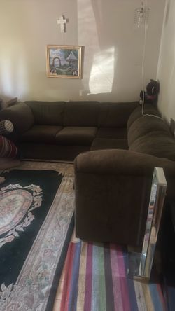 Brown sectional couch
