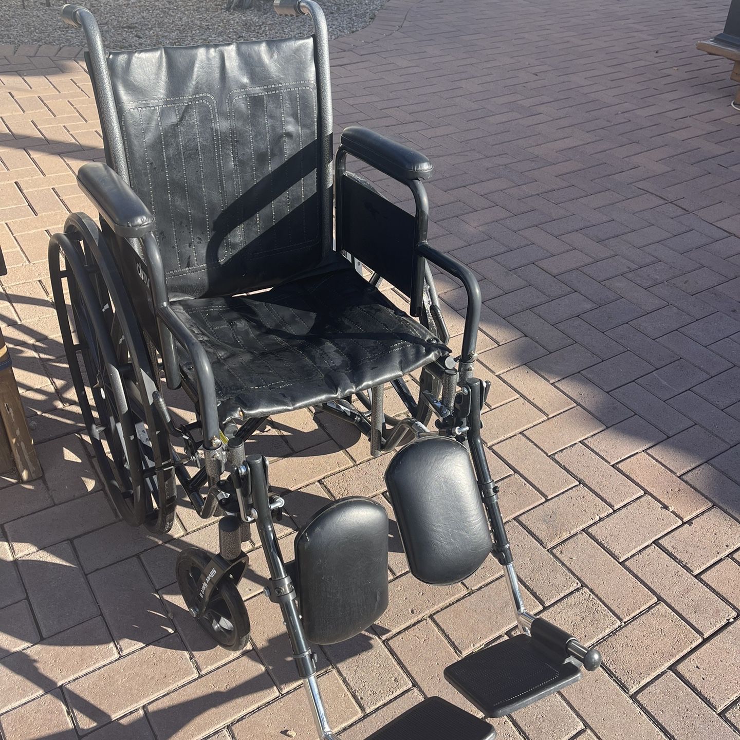 Drive Wheelchair - 18” Seat - Teen or Small Adult 