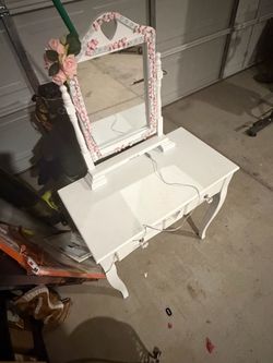 White Vanity Table with Mirror and Drawers
