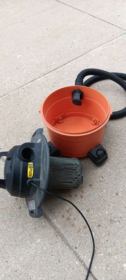 6 Gallon Wet/Dry Vacs