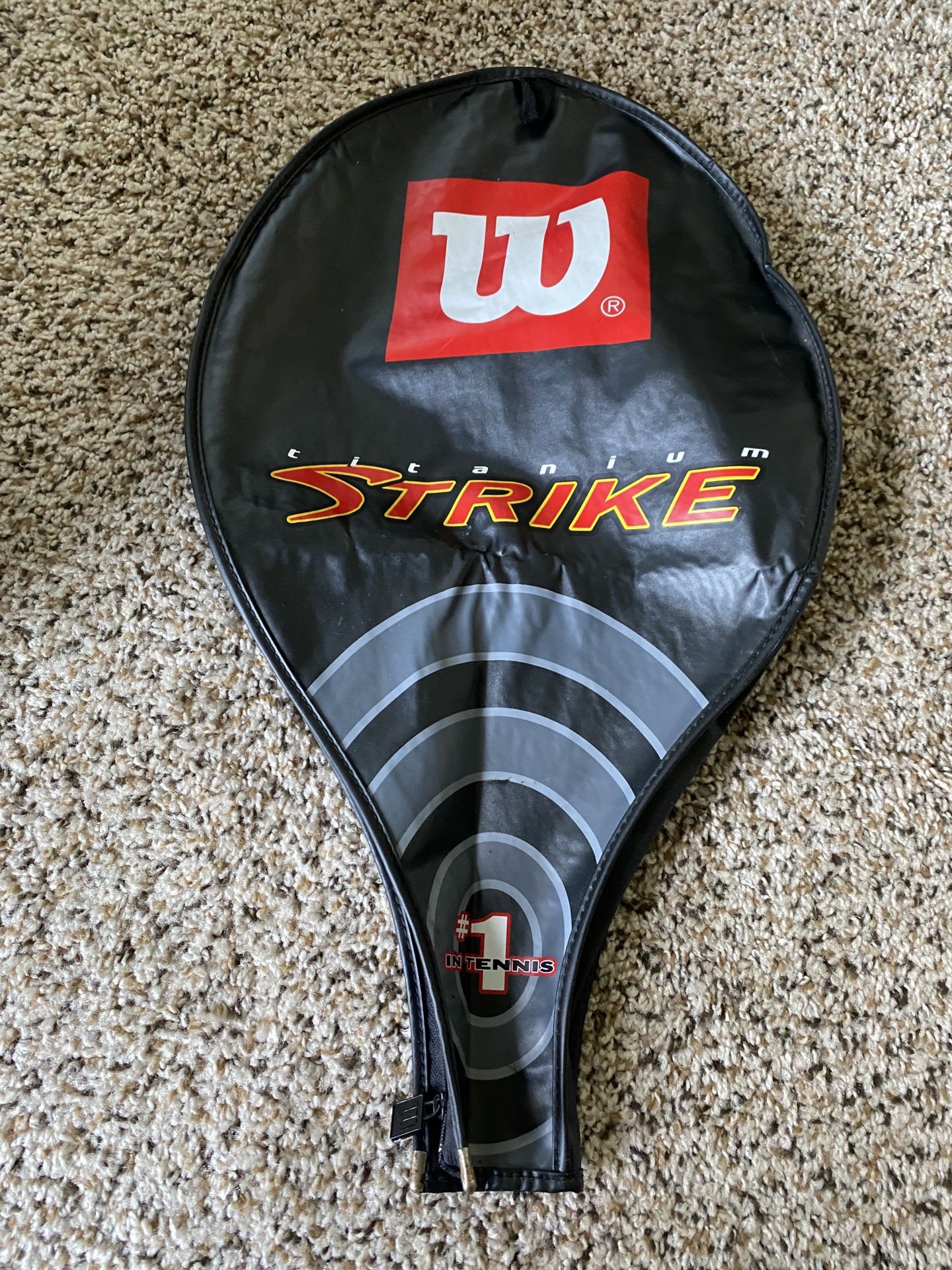  Cover for a Wilson Titanium Strike tennis racket