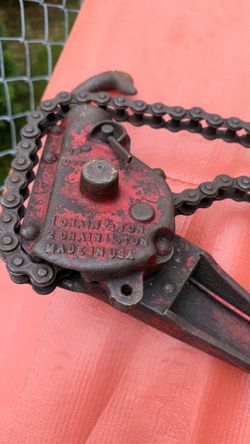 Coffins hoist chain