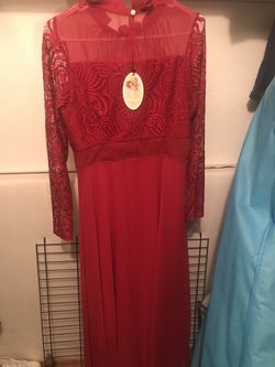 Beautiful red dress, size 12, never worn