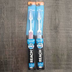 New Set of 2 REACH Advanced Design Soft Full Size Toothbrushes