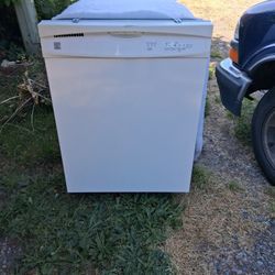Dishwasher 