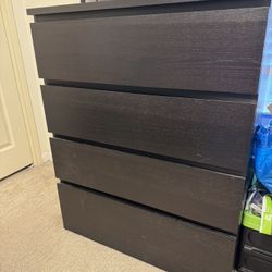 Modern IKEA 4-drawer Dressers 