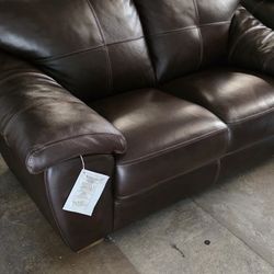 New Italian Leather Couch And Loveseat 