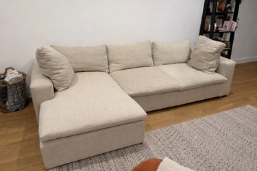 Modern Beige Sectional Sofa with Chaise, Excellent Condition
