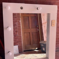 Vanity Mirror 