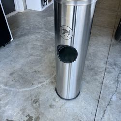 Hand Sanitizer Dispenser With Trash Can 