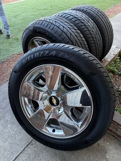 Chevy Silverado rims and tires 275/55/20