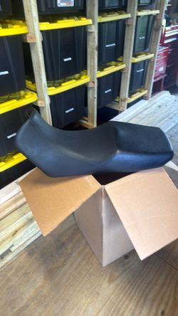 Susuki 650  Seat