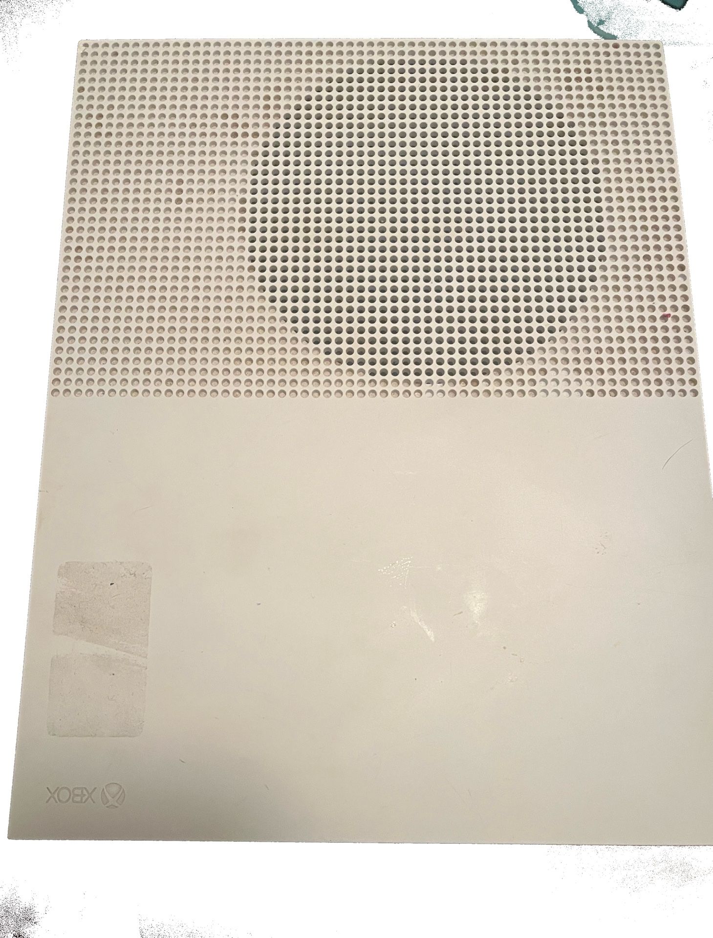 white Xbox One S