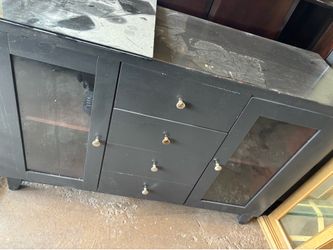 Storage dresser cabinet