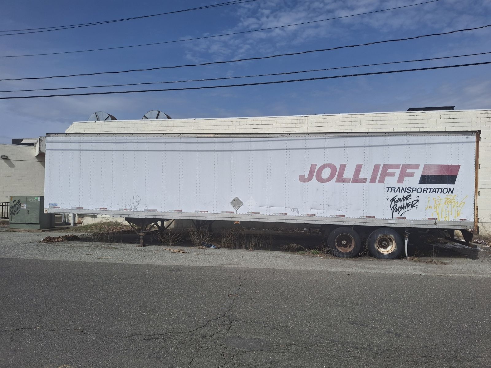 2 Trailers