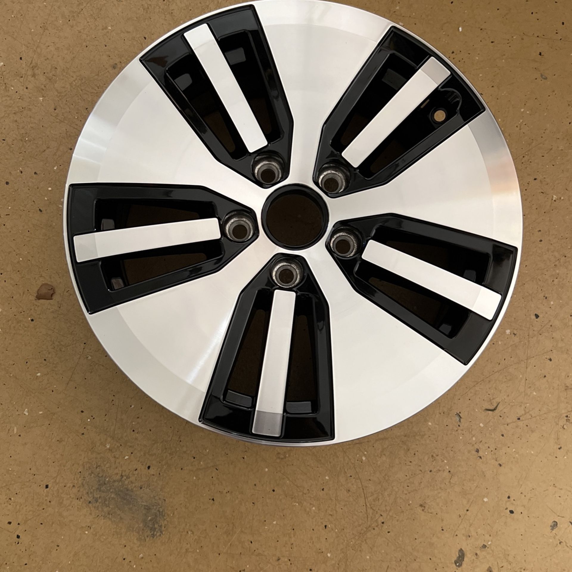 OEM Volkswagon Wheel/Rim 2015-2019