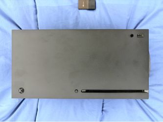Xbox Series X 1tb w/ expansion card