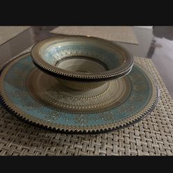 Decorativ Plates And Two Bowls. 3 Pieces
