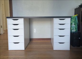 Black-top Desk w/ White Drawers