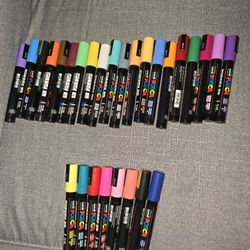 Set of 28 Uni POSCA PC-5M Markers